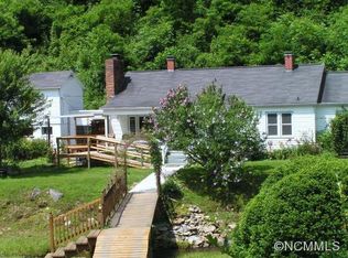 1495 Will Higgins Rd, Green Mountain, NC 28740