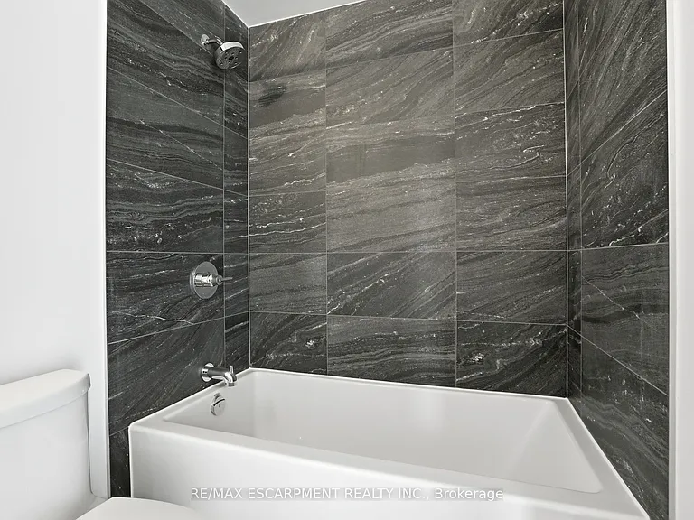 2075 Lakeshore Rd #602 — Photo 19