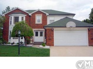 4603 Singh Dr, Sterling Heights, MI 48310