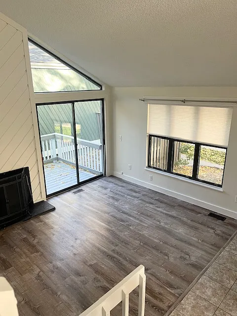 10231 E Peakview Ave — Photo 2