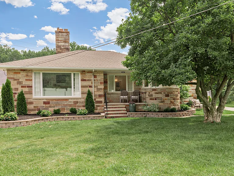 569 Bishop Rd — Photo 26