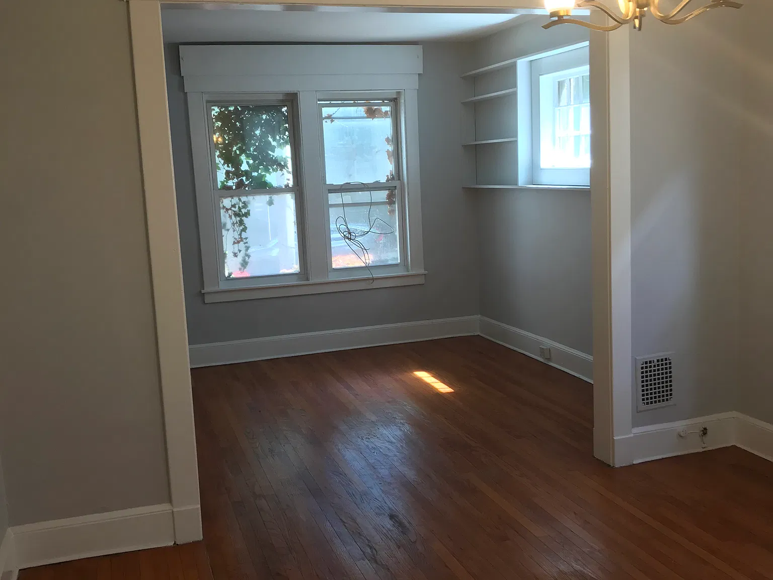 3 bed, 1425 sqft, $2,200 — Photo 2
