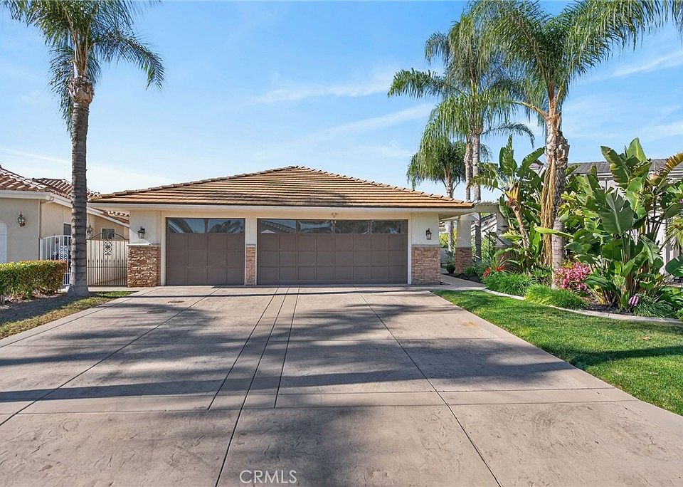 1st image of 30251 Swan Point Dr