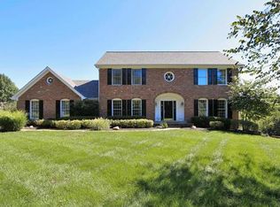 2108 Stillwater Point Ct, Chesterfield, MO 63005