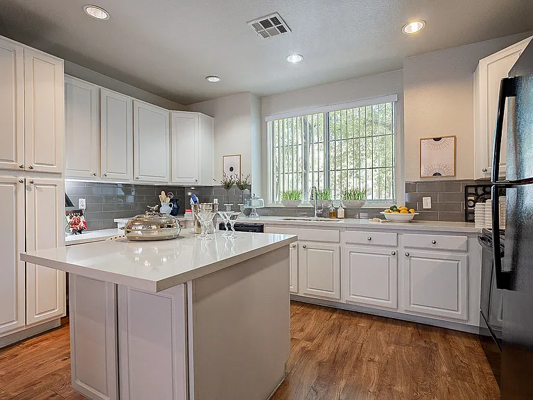 Palazzo Townhomes — Photo 22