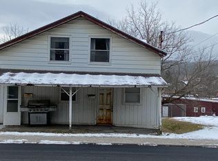 32 Williams St, Whitehall, NY 12887