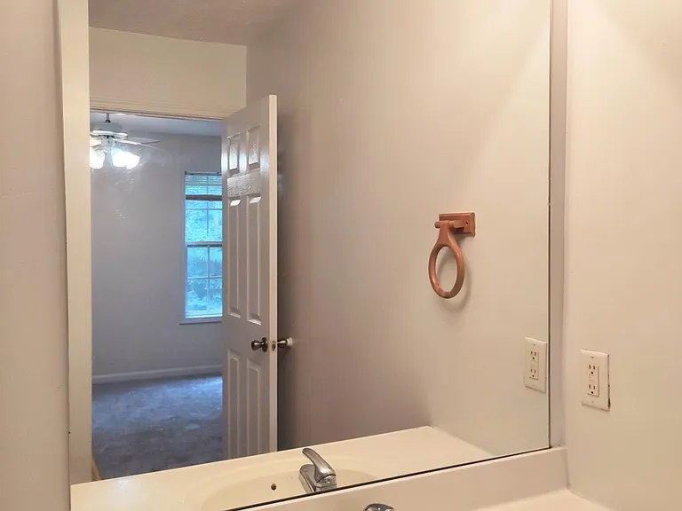 130 Picasso Dr — Photo 19