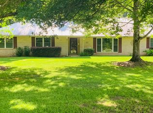 631 Hooper Rd, Pineville, LA 71360