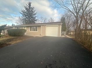 5615 Star Dr, Hanover Park, IL 60133