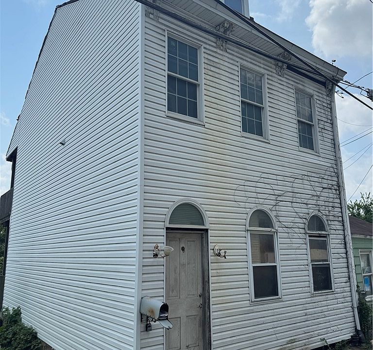 1st image of 863 Vista St