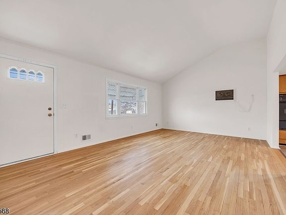 2nd image of 1329 Raritan Ave