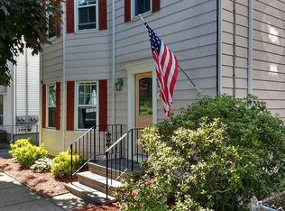 49 Oliver St, Bristol, RI 02809