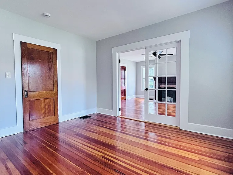 6 Howard Ave #1 — Photo 7