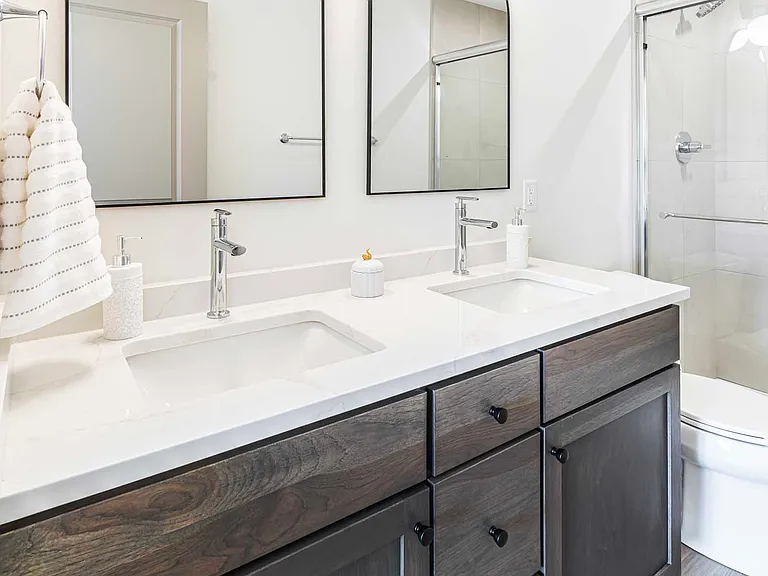 214 Park Rdg — Photo 46