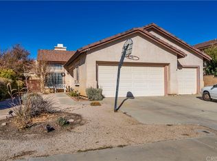 1743 W Avenue H8, Lancaster, CA 93534