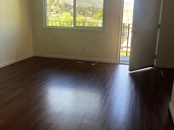 4th image of 21 Alvarado St APT 3