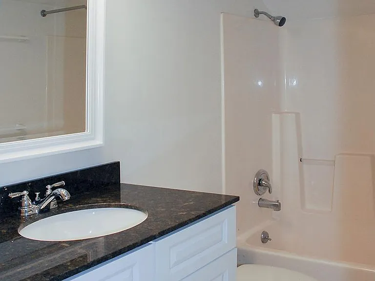 2816 Mineral Springs Ave — Photo 6