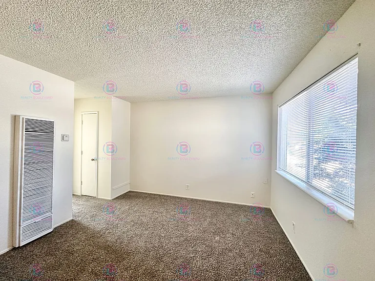929 Willow St — Photo 31