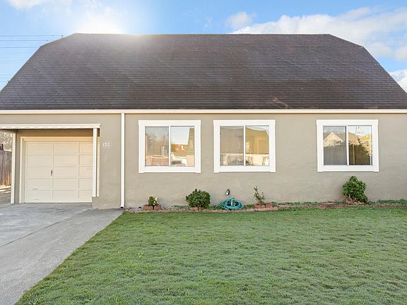 3rd image of 137 Francisco Dr