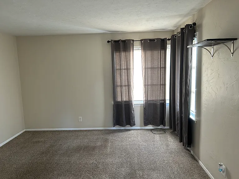 3320 E Congress Ave — Photo 34