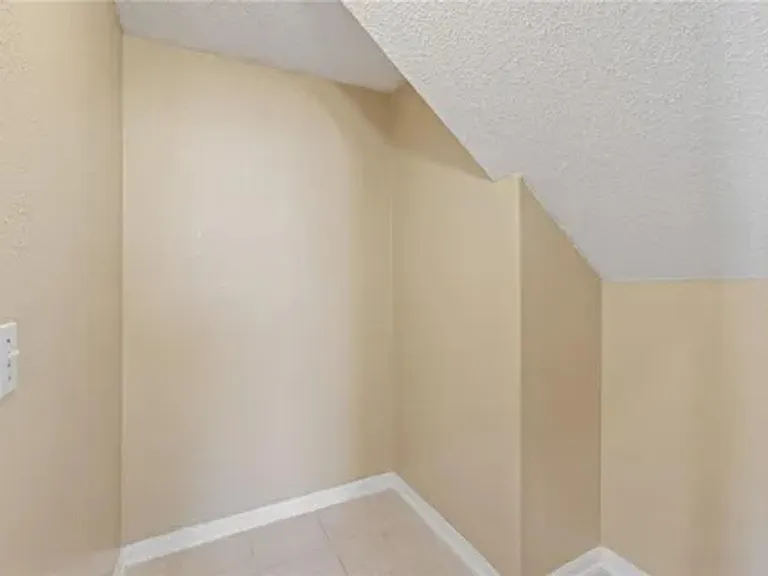 14535 Lake Underhill Rd #323 — Photo 25
