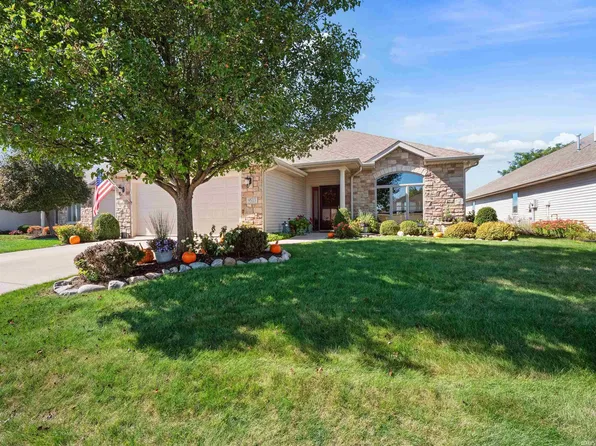 9513 Courtyard Cv, Fort Wayne, IN 46825