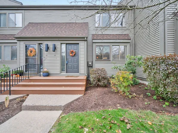 56 Wickhams Fancy #56, Canton, CT 06019