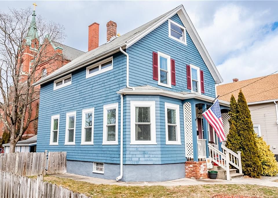 109 Coe St, Woonsocket, RI 02895 Zillow