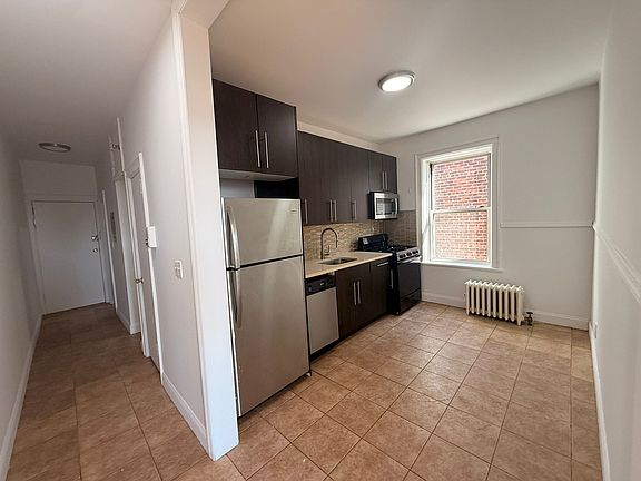 3rd image of 162 Avenue C #41E