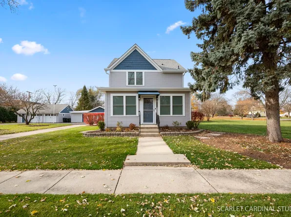 6S324 Old Eola Rd, Eola, IL 60519