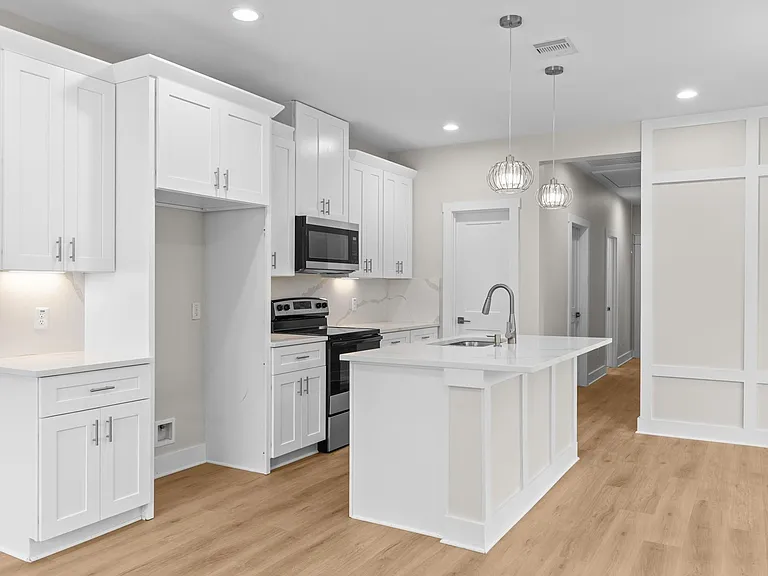 7322 Phillips St — Photo 3