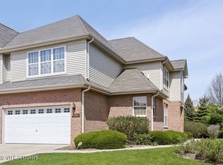 2438 Abbey Dr #4, Darien, IL 60561