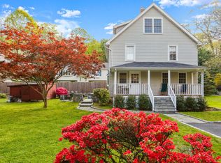 10 Maple St, Cos Cob, CT 06807
