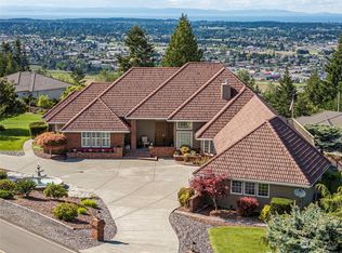 82 Owls Nest Rd, Sequim, WA 98382