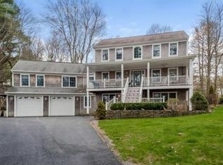 82 Winnetuxet Rd, Plympton, MA 02367
