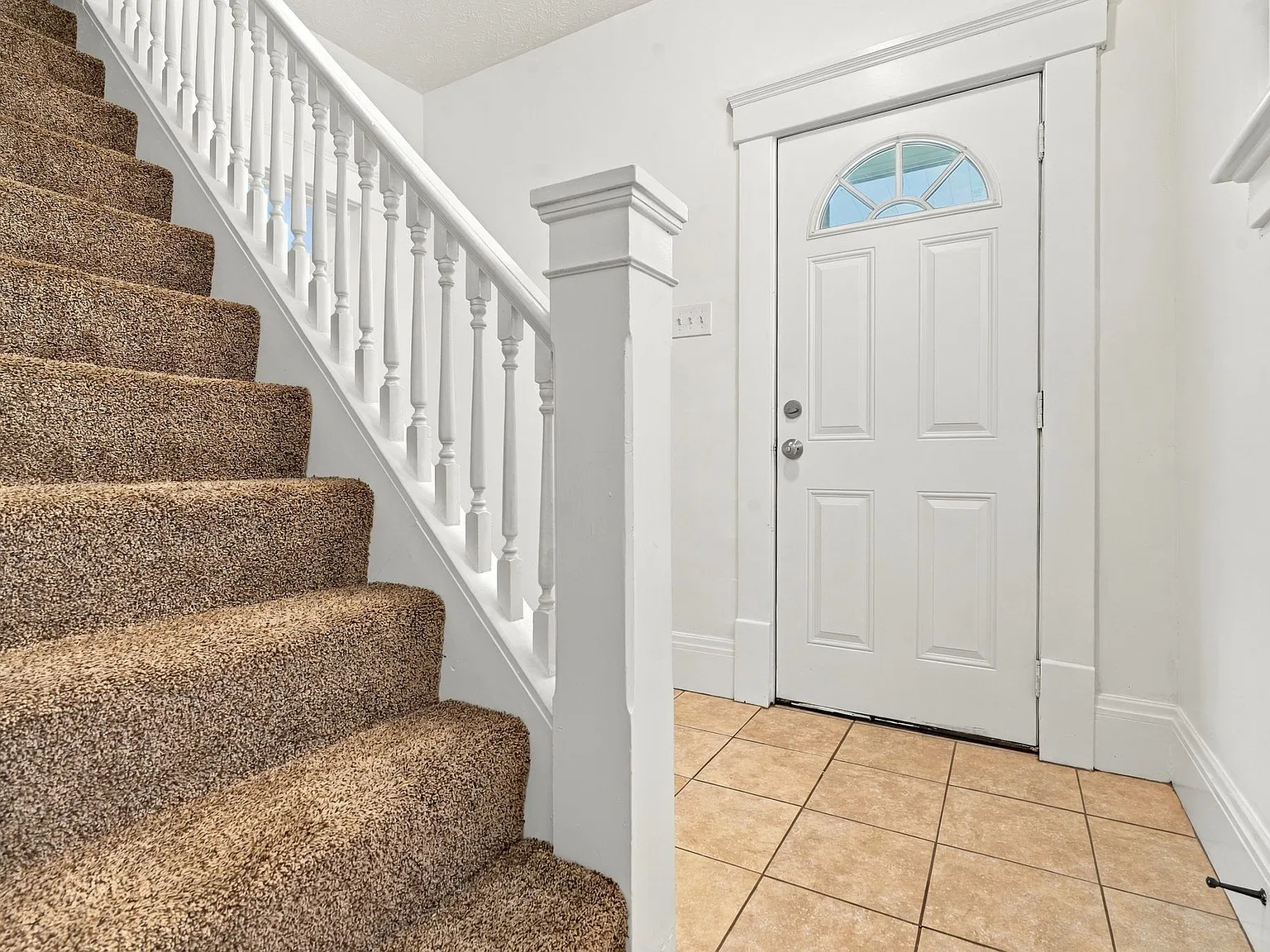 4 bed, 1593 sqft, $1,695 — Photo 4