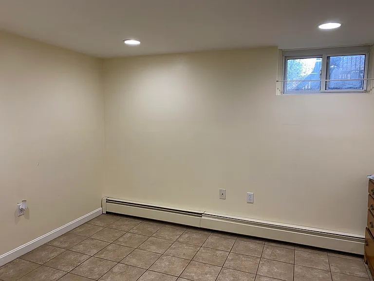 195 Alabama Ave #2 — Photo 4