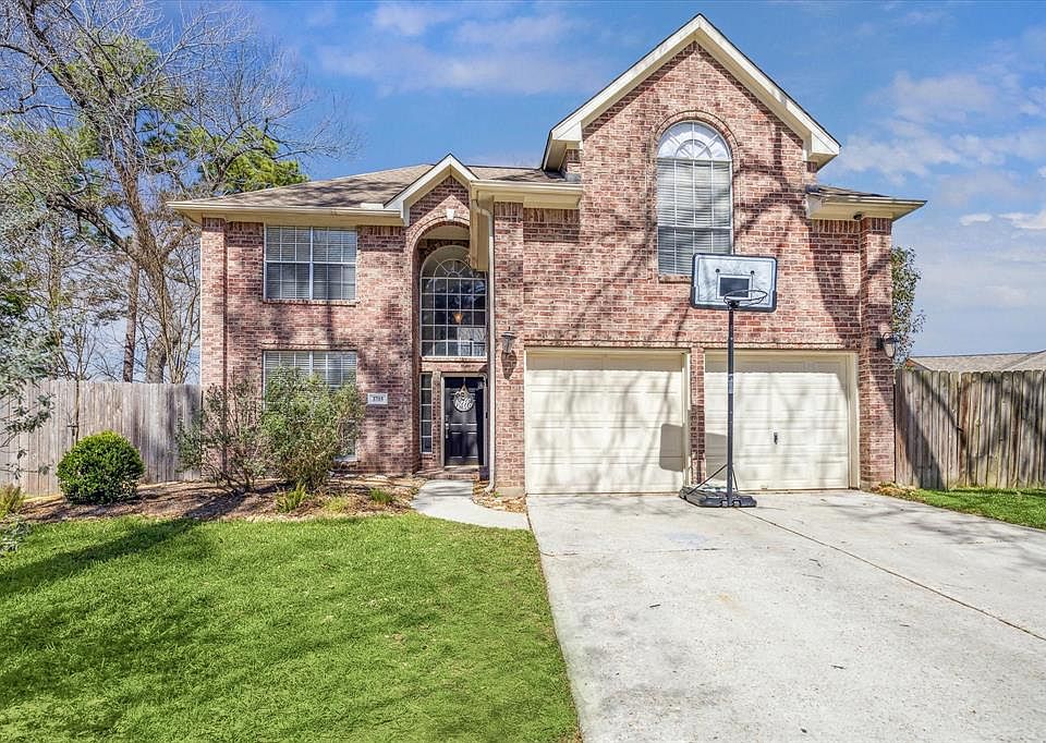 1st image of 3715 Pine Hollow Lane