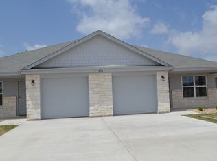 1826 Castroville Tr, Copperas Cove, TX 76522