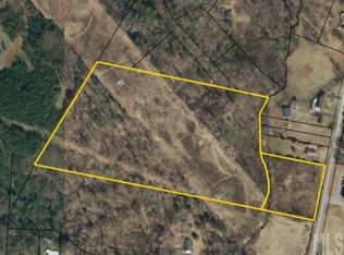 2049 Old Shelby Rd, Hickory, NC 28602