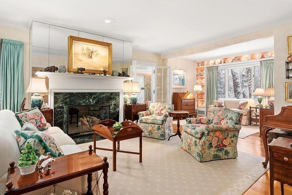 201 Village Ave, Dedham, MA 02026 Zillow