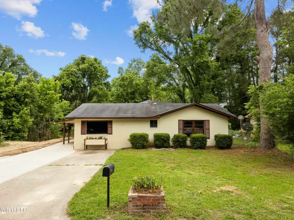 109 Starlight Dr, Vicksburg, MS 39180