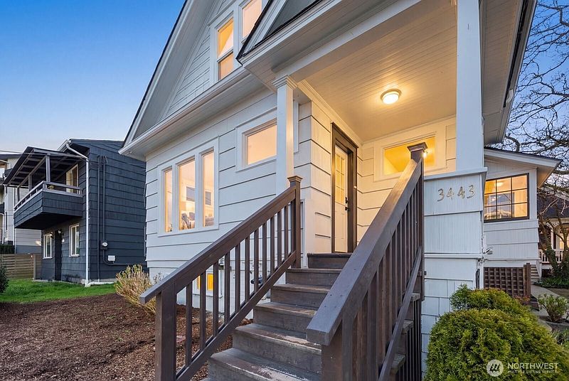 3rd image of 3443 21st Avenue W