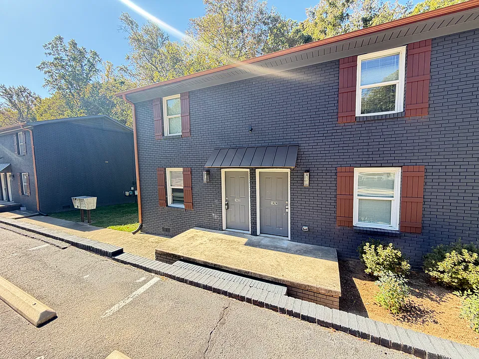 1424 Nottingham Rd
