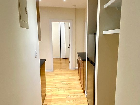 2nd image of 531 E 78th St APT 2I