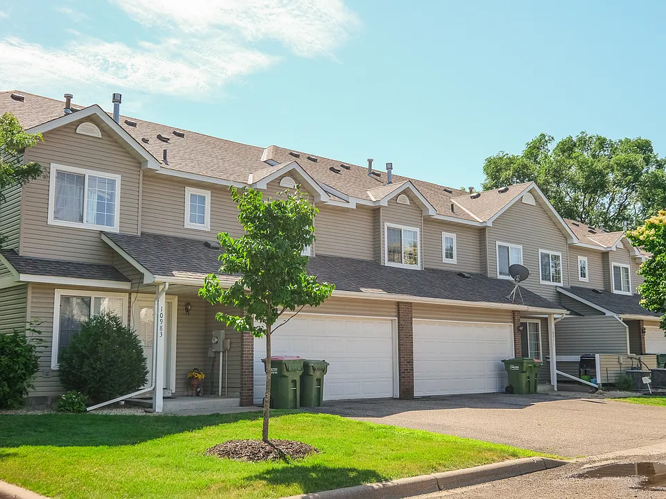 Oak Pointe Townhomes
