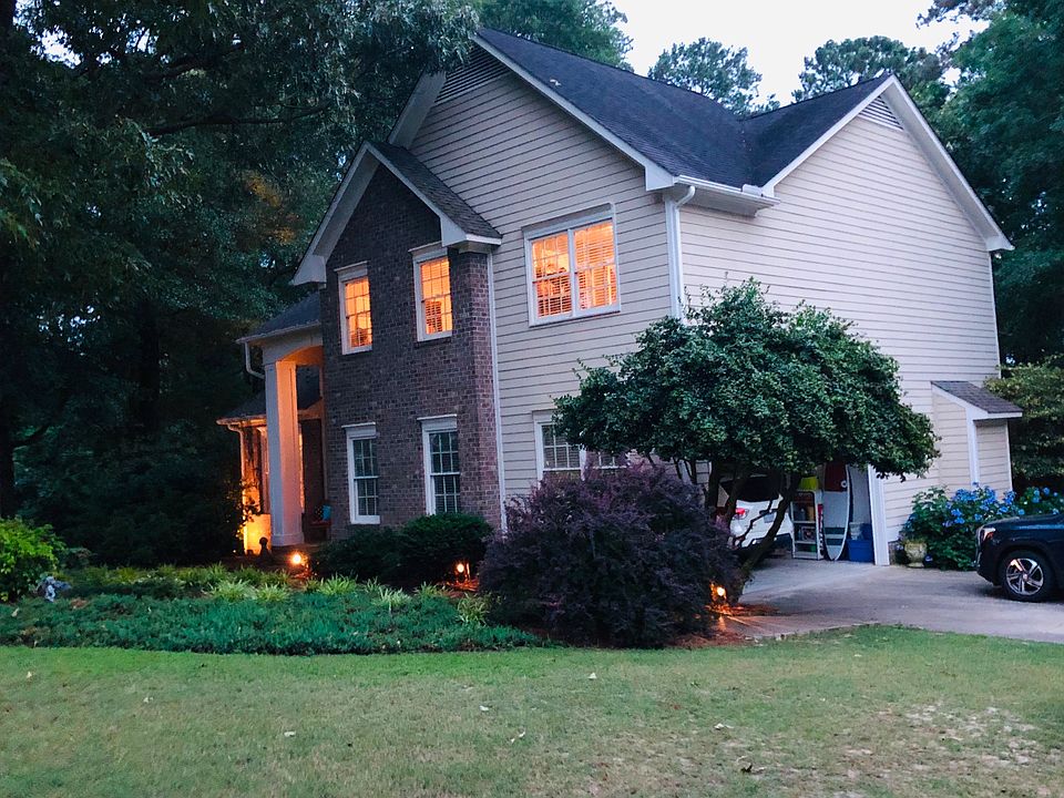 1st image of 506 Pointe Dr