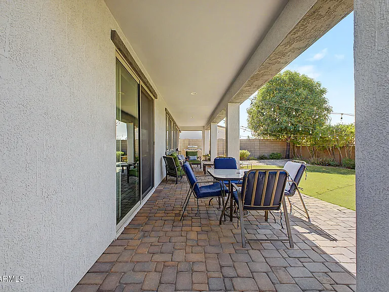22503 E Calle De Flores — Photo 24