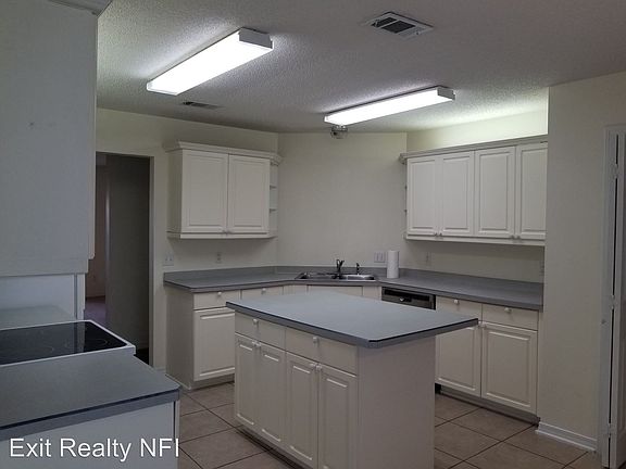 5th image of 8020 Grand Bahama Dr