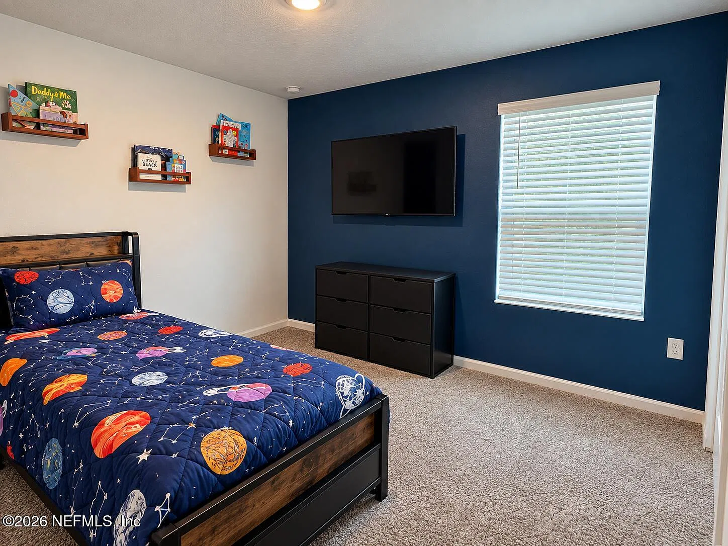4 bed, 2.0 bath, 1733 sqft, $2,650 — Photo 2